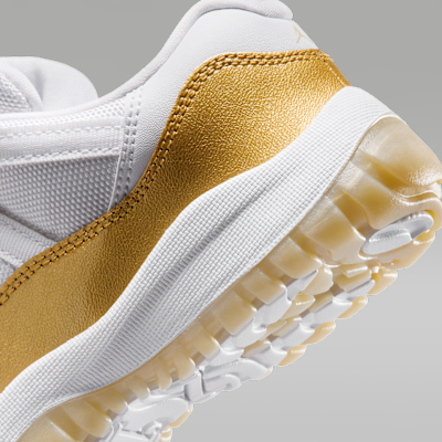 Air Jordan 11 Low 